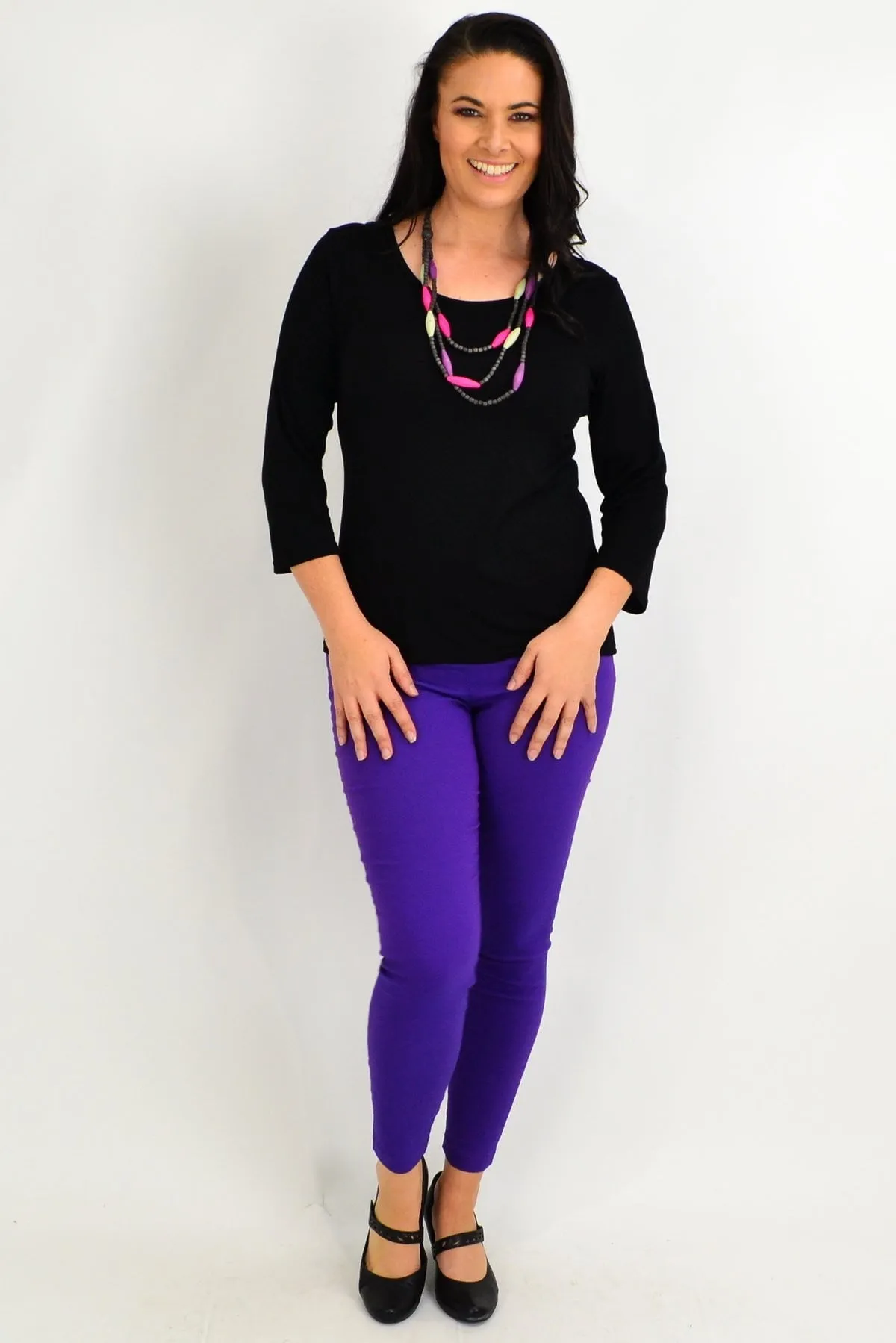 Black 3/4 Sleeve Scoop Neck Basic Top