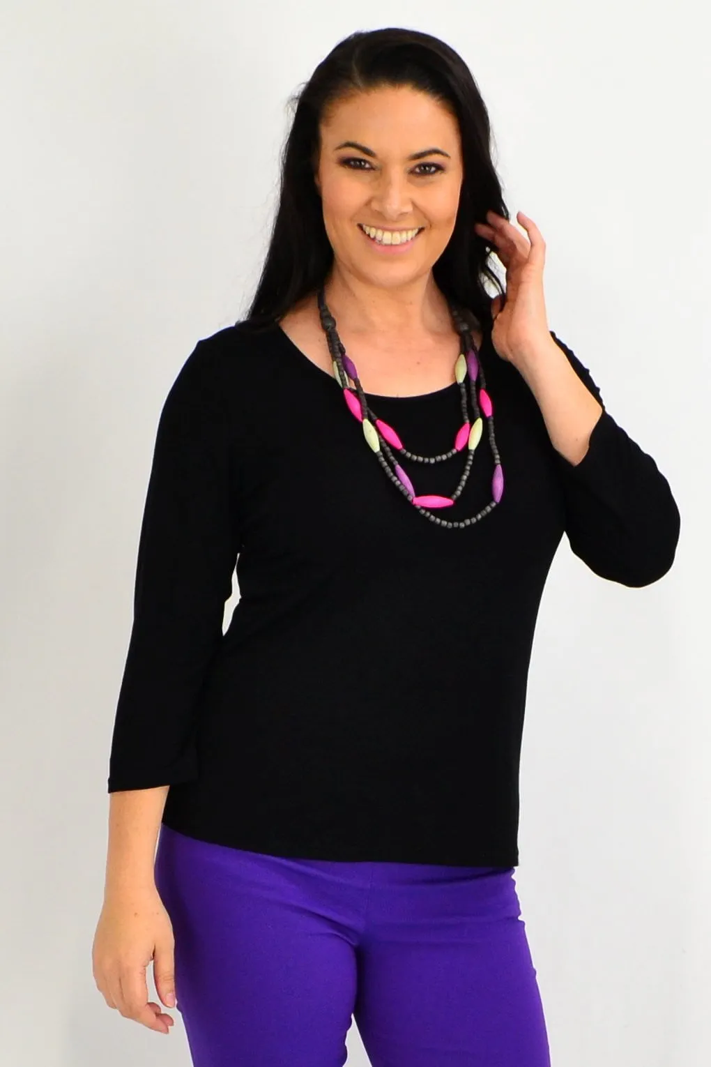 Black 3/4 Sleeve Scoop Neck Basic Top